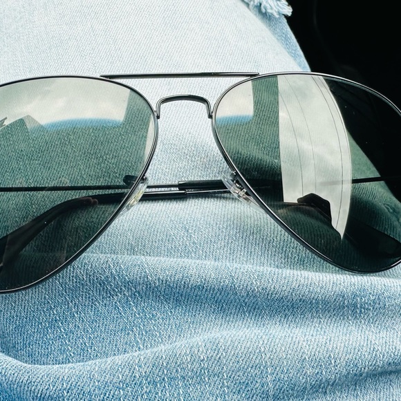 Rayban Polarized Sunglasses - Picture 7 of 10